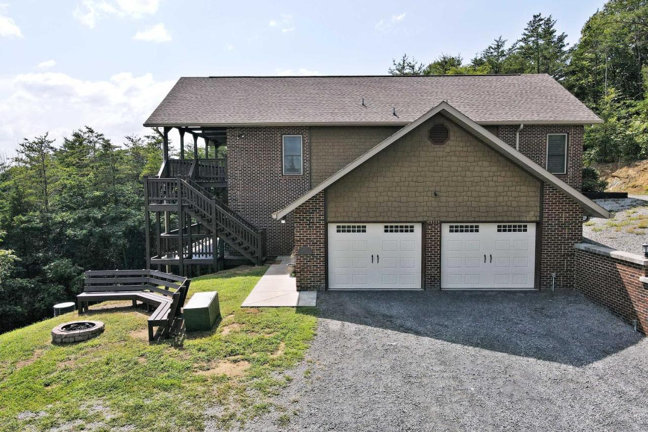 Pet-Friendly Smoky Mountain Retreat With Game Room! Sevierville Eksteriør billede
